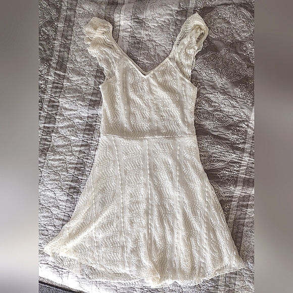 Adorable White Lace Sundress - Picture 3 of 5